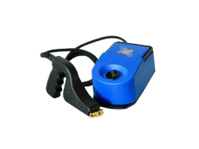 Blå och svart lödpistol med kabel